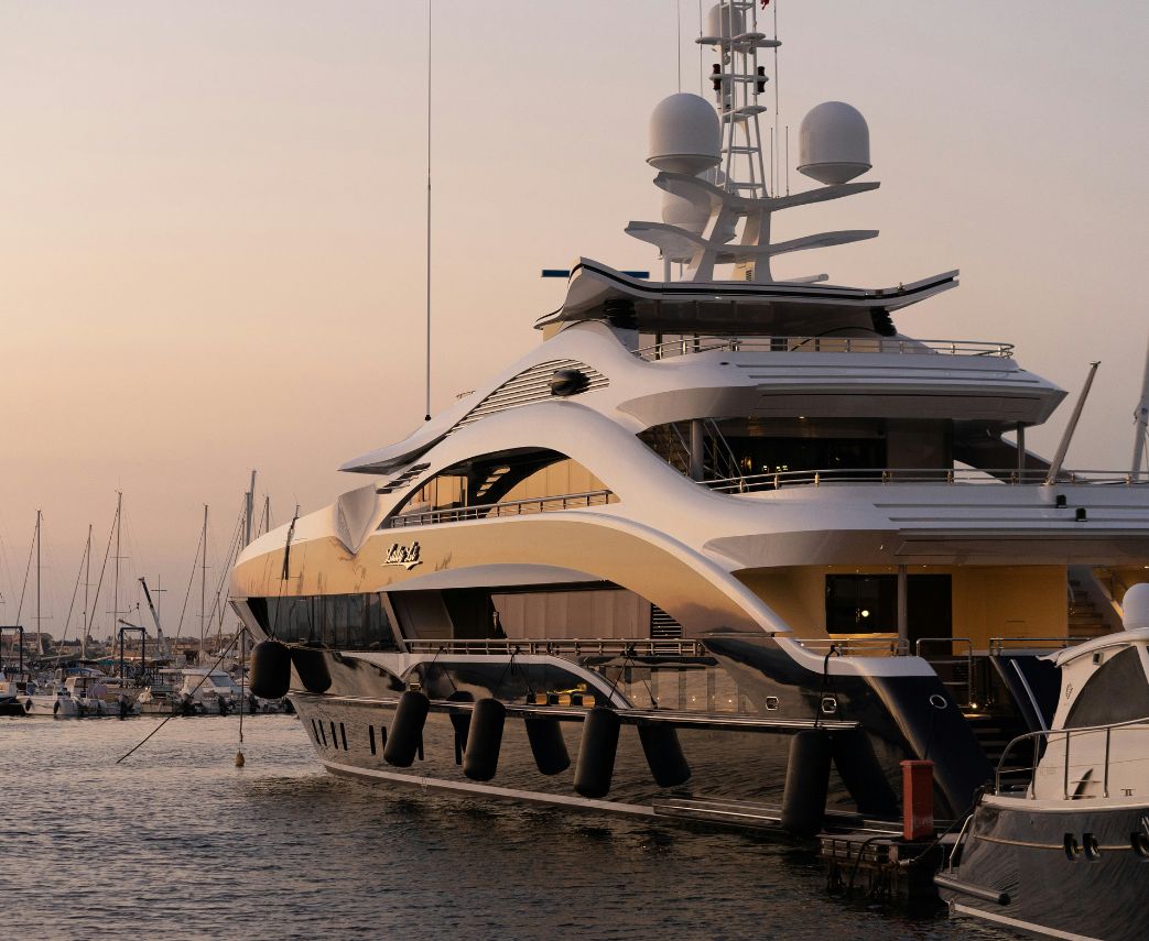 yacht brokers