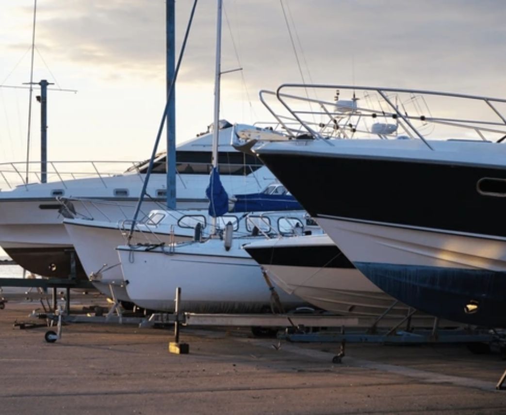 boat brokers
